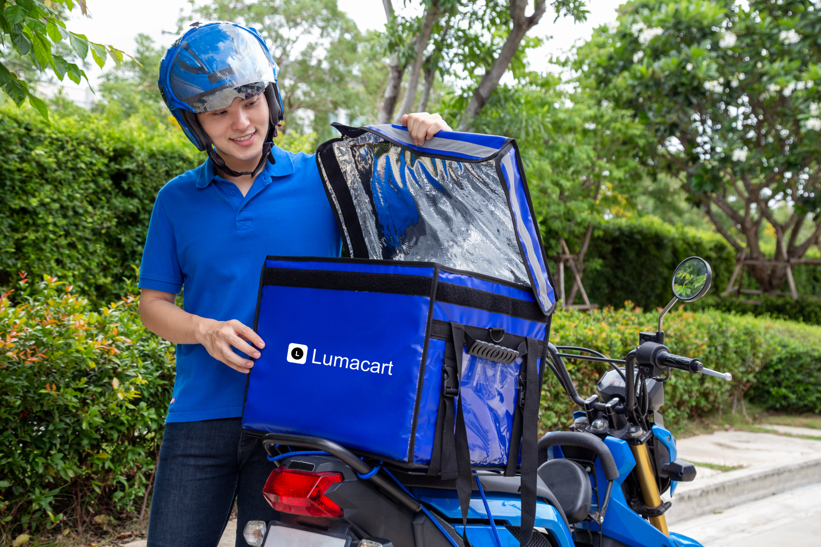 Lumacart Delivery Driver